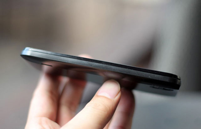 Optimus Black chính hãng giá 8,9 triệu