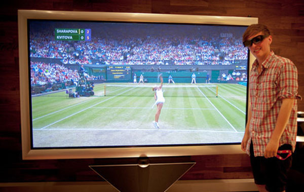 Cận cảnh TV 3D 100.000 USD của Bang & Olufsen