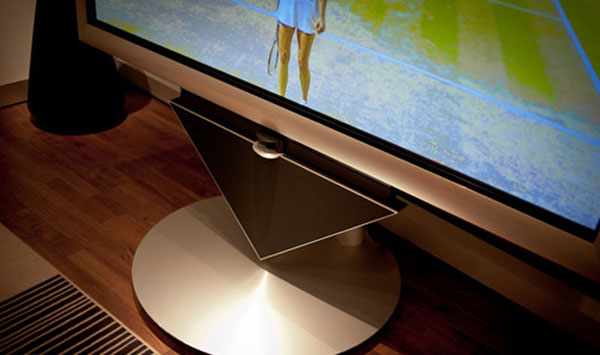 Cận cảnh TV 3D 100.000 USD của Bang & Olufsen