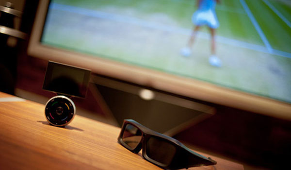 Cận cảnh TV 3D 100.000 USD của Bang & Olufsen