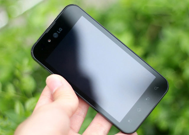 Đánh giá LG Optimus Black