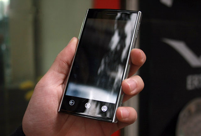 Đánh giá LG Optimus Black