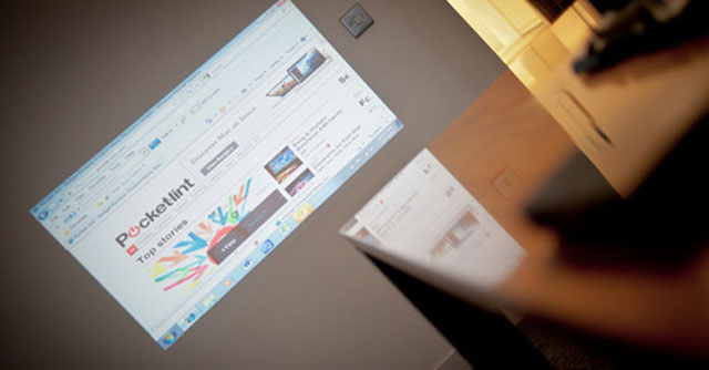 Máy chiếu 'tí hon' phát hình trực tiếp từ tablet