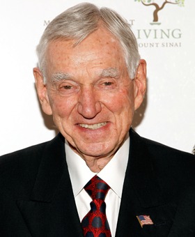 Tỷ phú danh tiếng nói 'không' với rượu bia