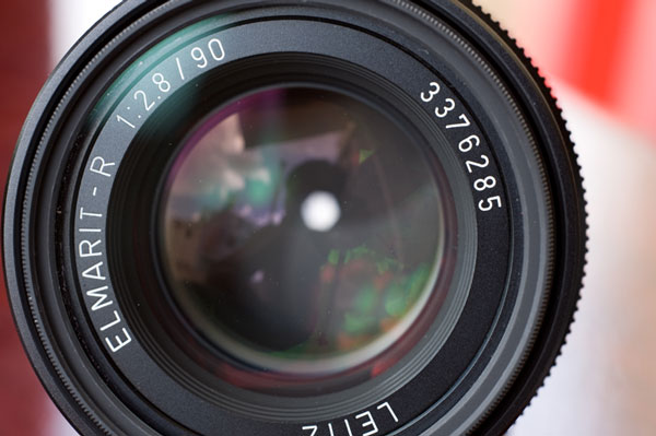 Ngàm chuyển ống kính của Leica S2 giá gần 18 triệu