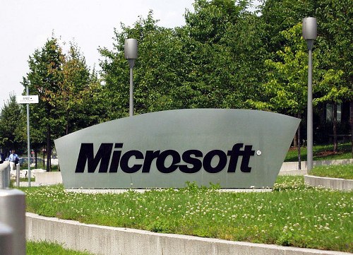 Microsoft: Ngày đầu khó khăn và tầm nhìn Bill Gates