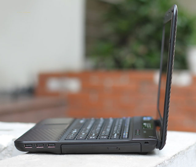 Sony Vaio E 2011 đã có mặt tại VN