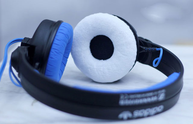 'Đập hộp' bộ ba Sennheiser Adidas