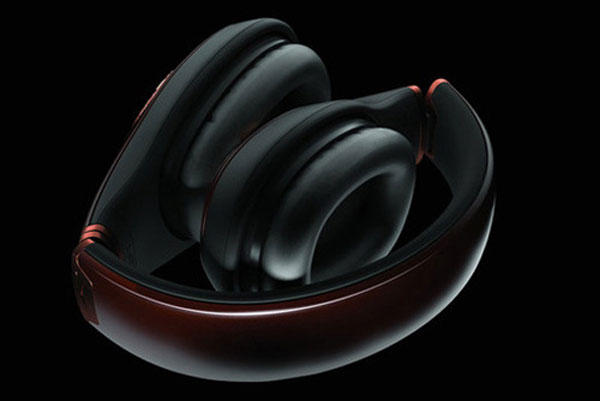 Klipsch ra tai nghe cao cấp tích hợp loa trầm và loa tép