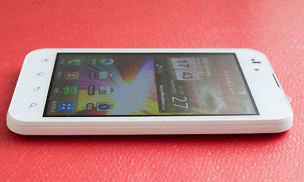 LG Optimus White tháng 8 bán tại VN