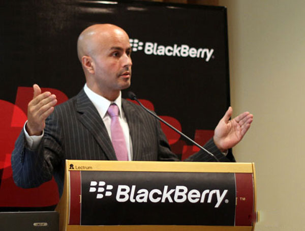 RIM ra BlackBerry 9780 bàn phím Việt