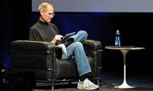 Apple đang nghĩ tới việc "thay tướng" Steve Jobs