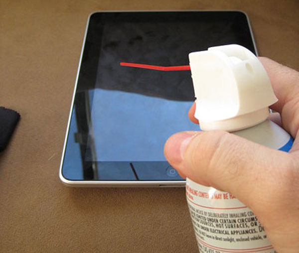 Lau TV LCD, điện thoại cảm ứng và máy ảnh đúng cách