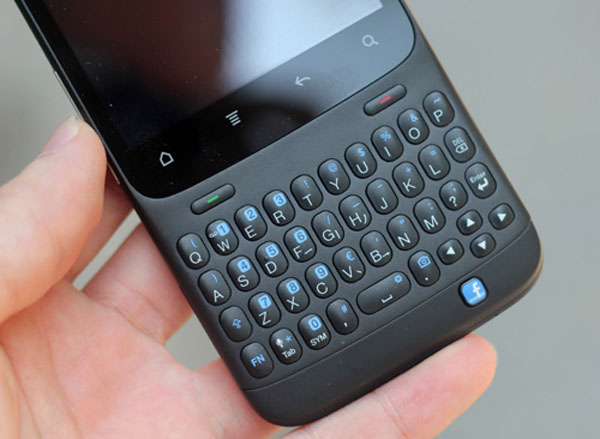 HTC Chacha chính hãng giá 7,2 triệu