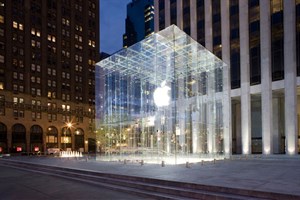 Apple sẽ làm gì với 76,2 tỷ USD? 