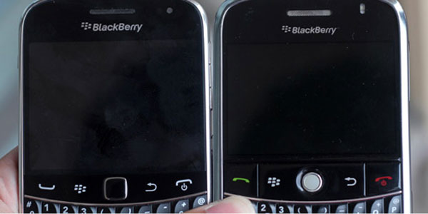 Bộ tứ BlackBerry Bold ở VN đọ dáng
