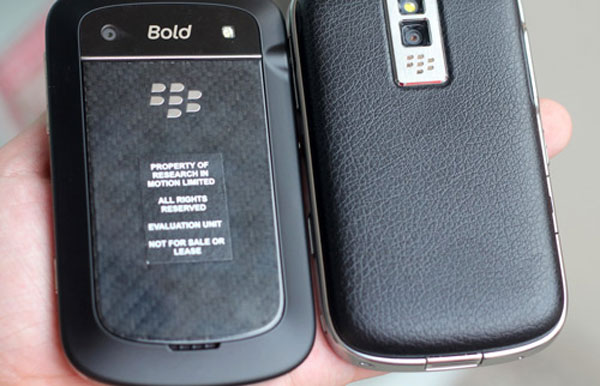 Bộ tứ BlackBerry Bold ở VN đọ dáng