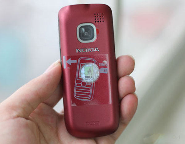 'Đập hộp' Nokia C2 hai sim