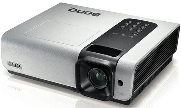 Đánh giá máy chiếu Optoma HD20LV