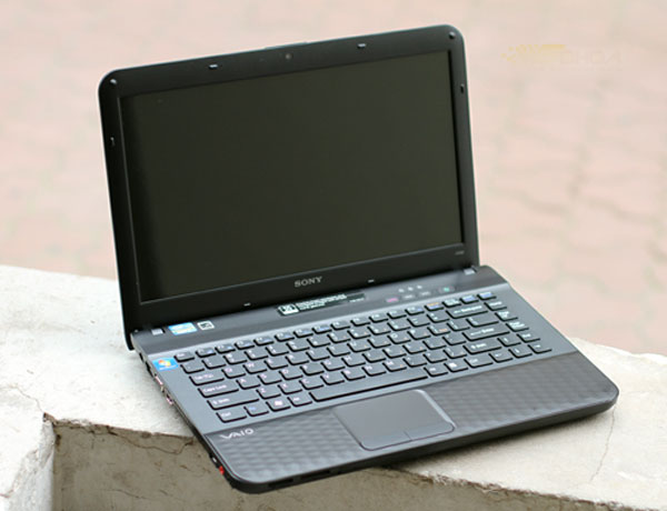 Đánh giá Sony Vaio E 2011