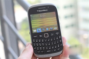 BlackBerry rẻ nhất sắp vào VN