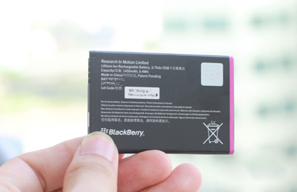 BlackBerry rẻ nhất sắp vào VN