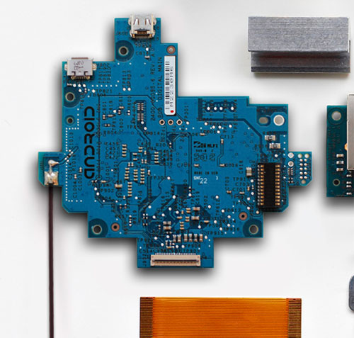 Mổ xẻ 'quả cầu media' Nexus Q của Google