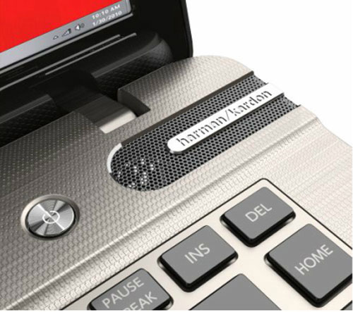 Ảnh Satellite P840 dùng chip Ivy Bridge