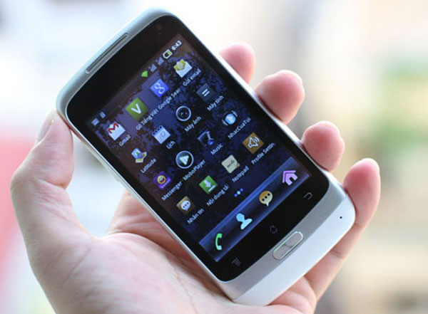 Smartphone Android giá tốt vừa tới VN