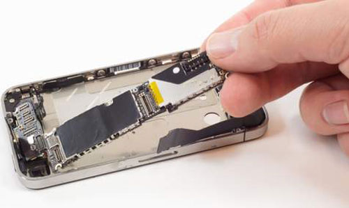 Tuyệt chiêu khắc phục màn hình iPhone bị vỡ