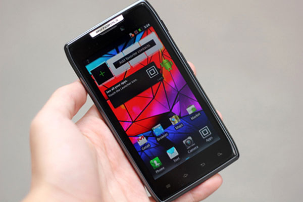 Motorola Droid Razr HD có pin 2.530 mAh