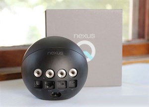 “Quả bóng bí ẩn” Nexus Q cháy hàng trong ngày đầu tiên