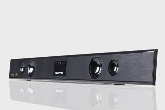 Thiết bị cũng có khe đọc thẻ nhớ SD Loa soundbar chạy hệ điều hành Android