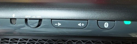 Nút tăng giảm âm lượng Loa di động nhiều màu sắc của Creative