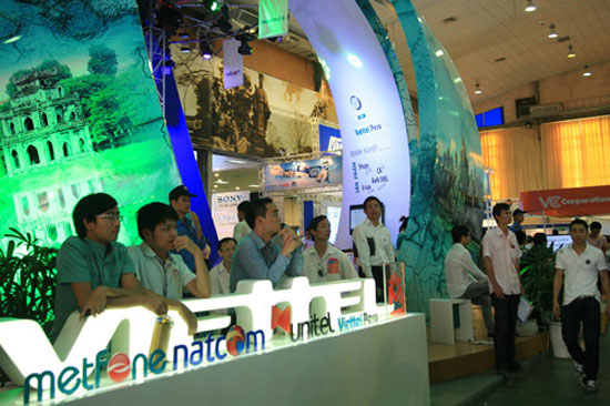 Viettel đặt mục tiêu lợi nhuận 34.000 tỷ đồng năm 2013