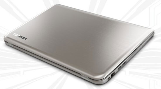 Laptop đầu tiên dùng chip Hasswell về Việt Nam