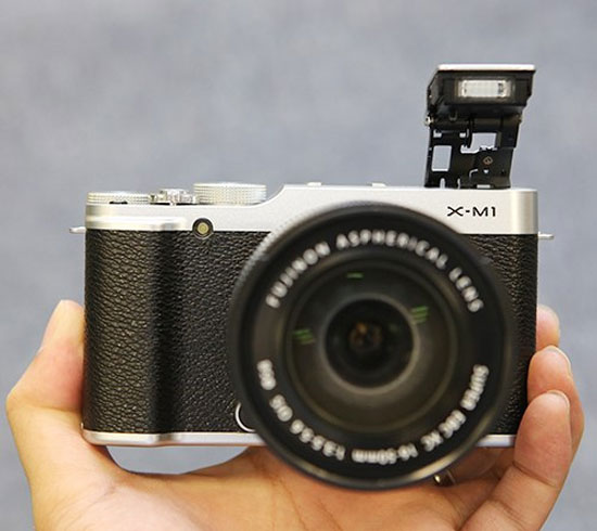 Fujifilm X-M1 Máy ảnh mirrorless Fujifilm X-M1 về Việt Nam