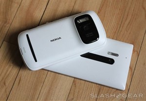 Nokia Lumia 1020 có thể lên kệ ngay trong tháng này