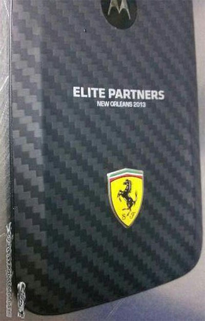 Lộ diện Droid Maxx của Motorola