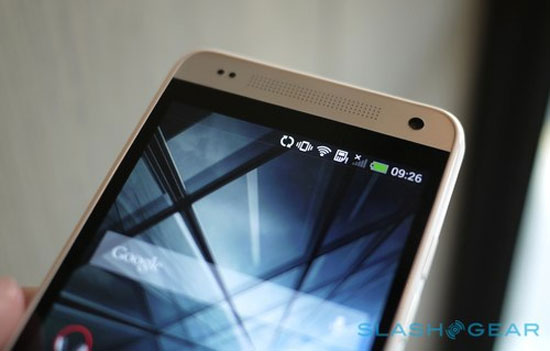 Chất lượng quay video tối đa lên tới Full HD 1.080p HTC One Mini ra mắt với giá gần 600 USD