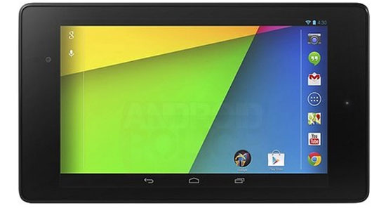 Kích thước của Nexus 7 cũng được đánh giá là dài hơn model trước đây với hai phần viền trên và dưới dày. Chi tiết thiết kế của Nexus 7 thế hệ hai