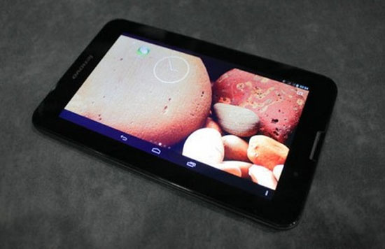 Lenovo A3000 Những máy tính bảng cỡ nhỏ có thể gọi điện như smartphone