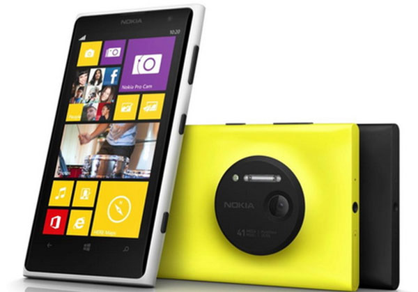 Lumia 1020 Chọn Galaxy S4 Zoom hay Nokia Lumia 1020?
