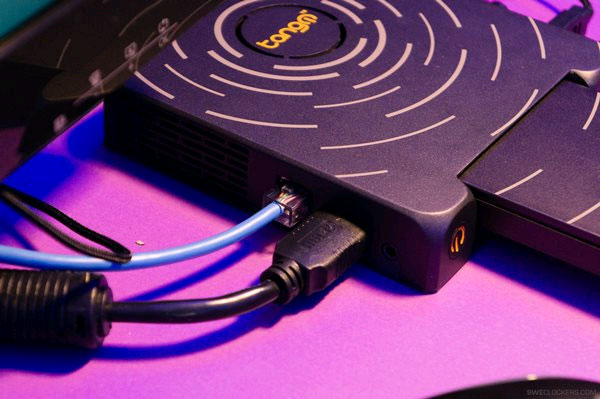 Máy tính chạy Windows nhỏ như smartphone