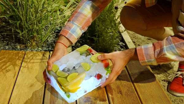 Xperia Z2 Xperia Z2 vẫn sống sót sau 12 giờ trong tủ lạnh