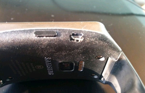 Samsung Gear Live Samsung không muốn bảo hành smartwatch Gear Live