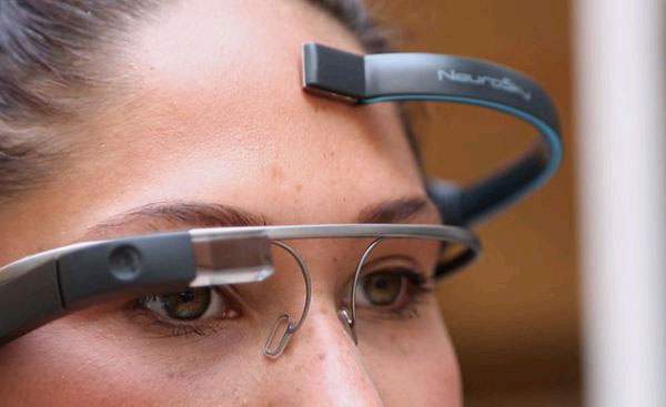 Điều khiển Google Glass bằng ý nghĩ Đã có ứng dụng điều khiển Google Glass bằng... ý nghĩ