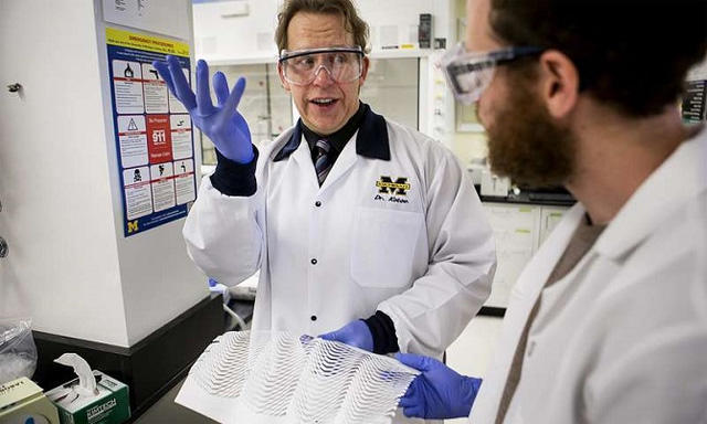 Triển vọng công nghệ pin kéo dãn cho thiết bị đeo