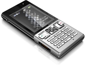 Sony Ericsson T700 hậu duệ của 'mặt nạ đen' 