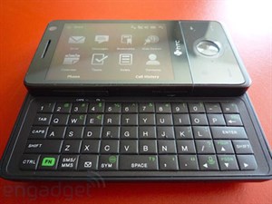 HTC Touch Pro với bàn phím Qwerty trượt 